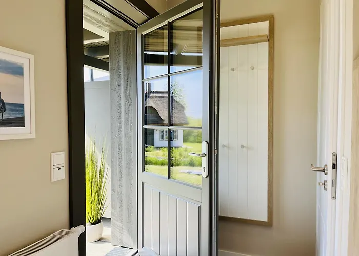 Strandbude 32 Klein Stresow Ruegen By Ruyastay