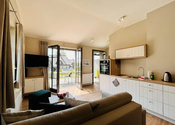 Strandbude 32 Klein Stresow Ruegen By Ruyastay